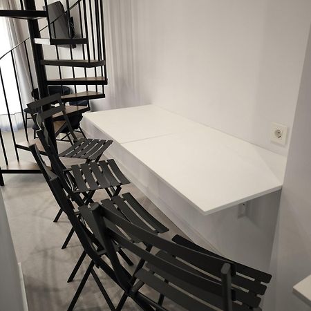 Capuchinos 31 Aparthotel Malaga Bagian luar foto