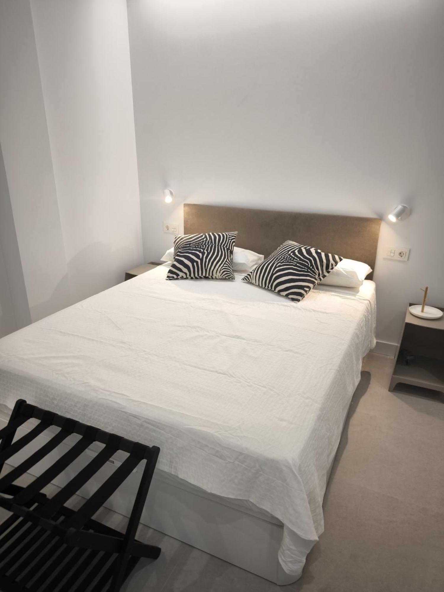 Capuchinos 31 Aparthotel Malaga Bagian luar foto