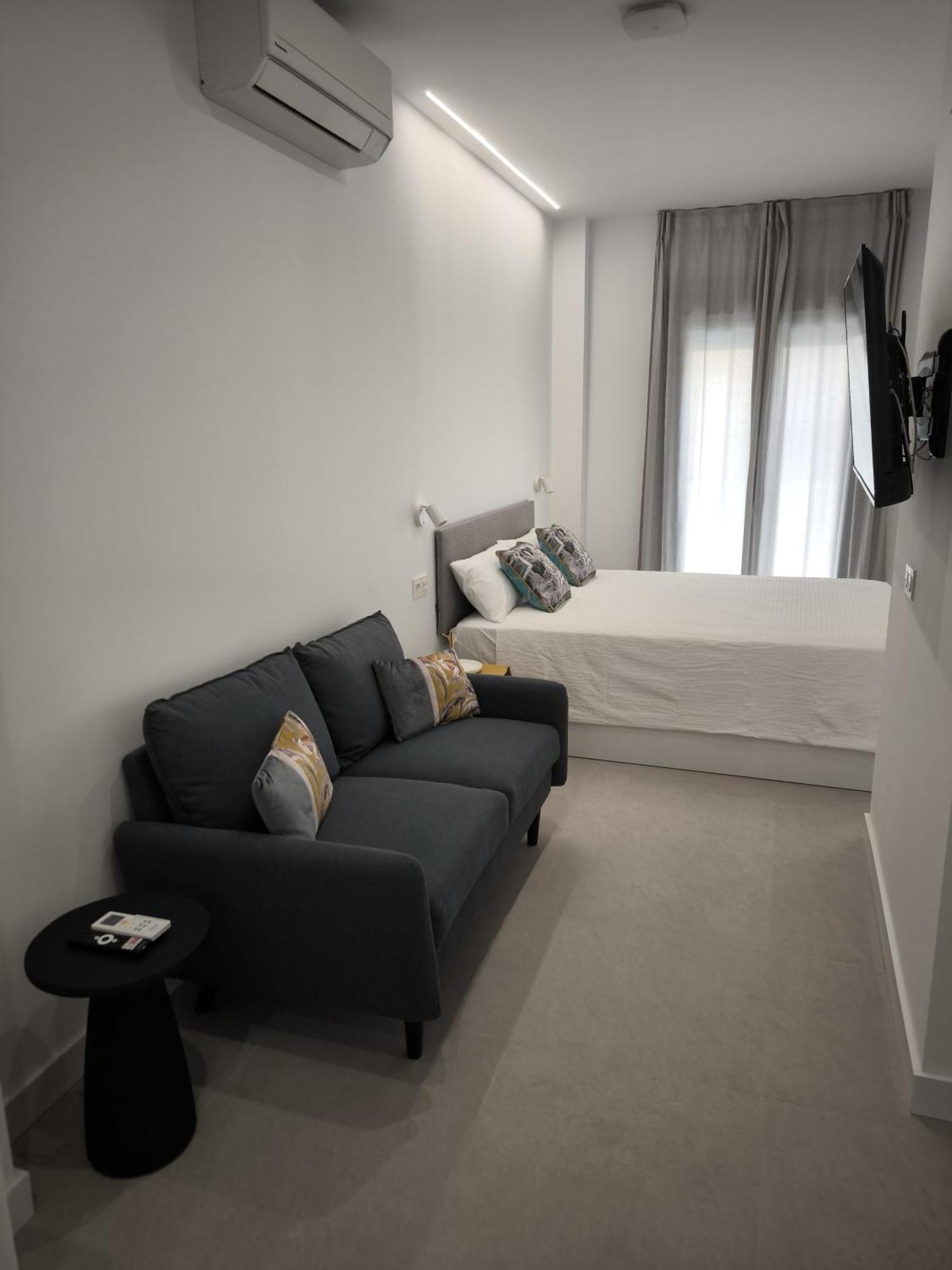 Capuchinos 31 Aparthotel Malaga Bagian luar foto